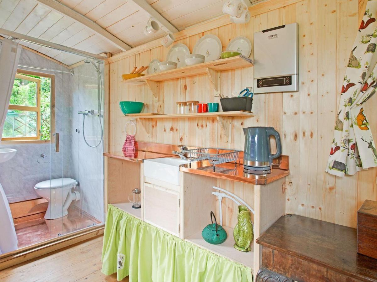 Hill View Holiday Home With Garden Taunton Bagian luar foto