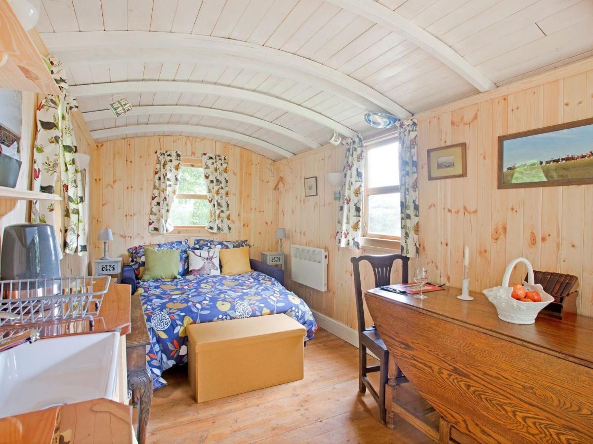 Hill View Holiday Home With Garden Taunton Bagian luar foto